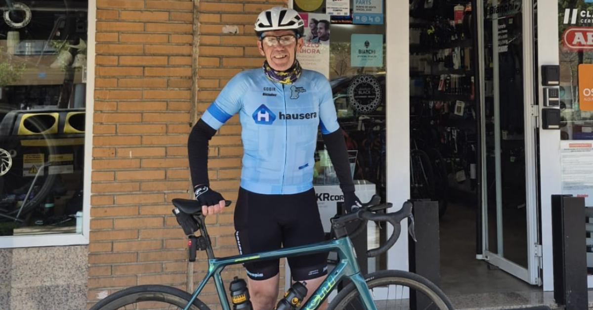 Ciclista en montaña